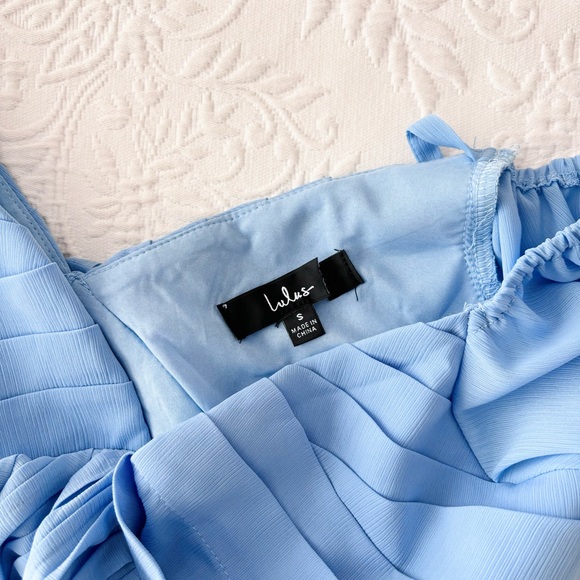 NWOT Lulus Amalfi Coast Light Blue Pleated Flutter Sleeve Mini Dress Small - Picture 4 of 8